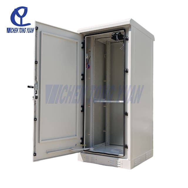 Gabinete industrial para equipos exteriores IP55 NEMA4 32U 