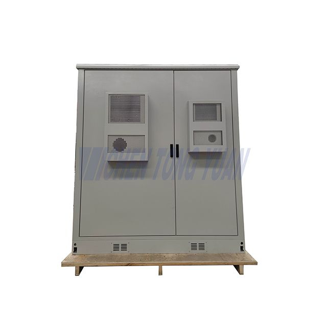 Armadio di accumulo dell'energia per batteria esterna da 55 kW con batteria al litio da 51,2 kWh